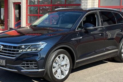 VW Touareg 167.400 km 38.590 &euro; Braunschweig 38112