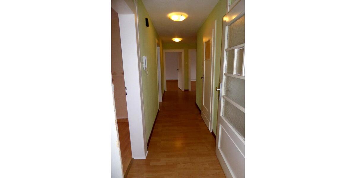 Dachgeschoßwohnung Goslar - 5 Zimmer, 90 m&sup2;, 700&euro; | Angebot:26133170
