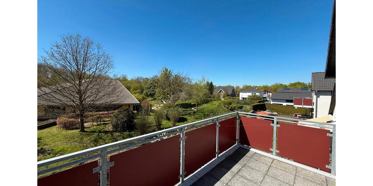Dachgeschoßwohnung Salzgitter Ortschaft Südost - 3 Zimmer, 84 m&sup2;, 950&euro; | Angebot:26693480