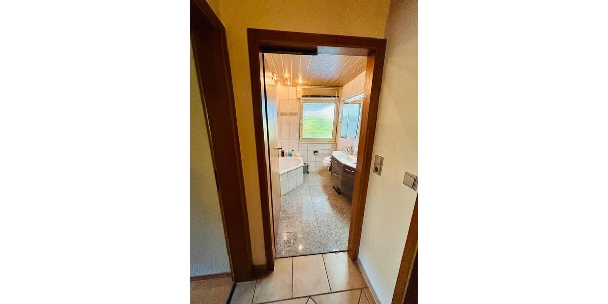 Einfamilienhaus Holle - 6 Zimmer, 153 m&sup2;, 280.000&euro; | Angebot:27301008