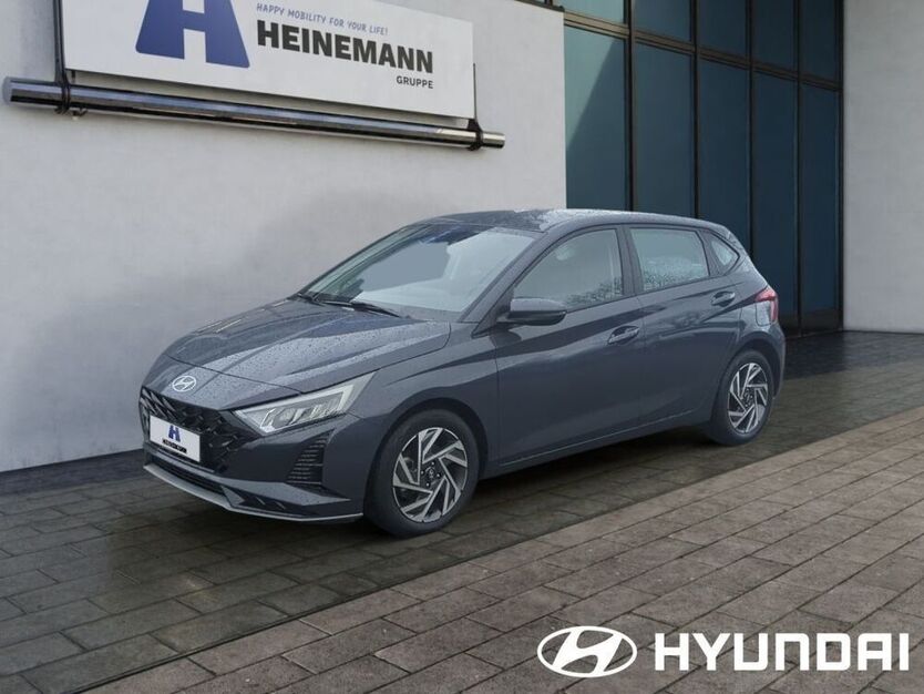 i20