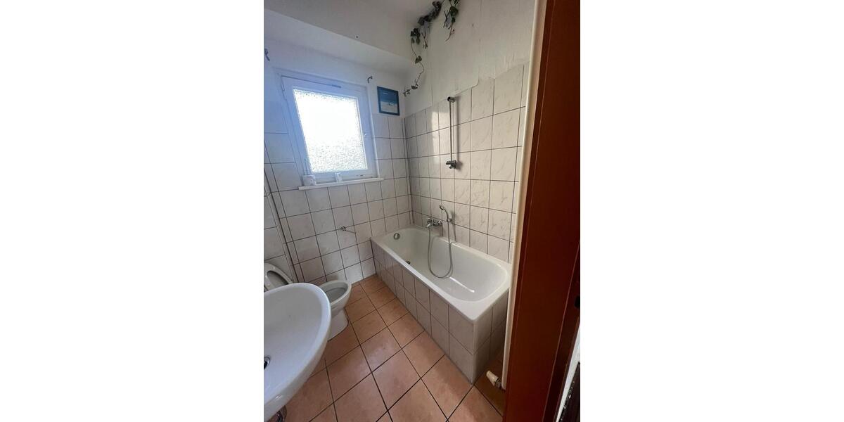 Erdgeschoßwohnung Goslar Jürgenohl - 2.5 Zimmer, 85 m&sup2;, 500&euro; | Angebot:26632534