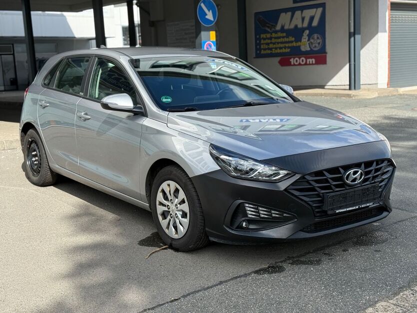 Hyundai i30 193.800 km 9.390 € Salzgitter 38229