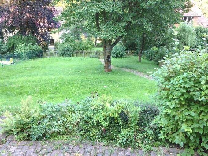 Für zwei Generationen geeignet! Ruhige Lage! Für Naturfreunde! Mit Garage und Garten! 6 zimmer
