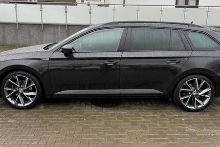 Skoda Superb 173.725 km 17.900 &euro; Salzgitter-Lebenstedt 38226