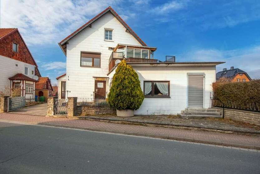 Haus zum Kaufen in Liebenburg Dörnten 150.000 € 124 m²
