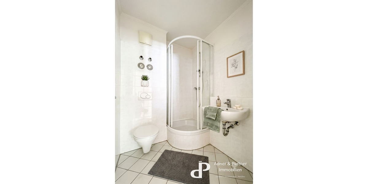 **RENOVIERTE BALKONWOHNUNG MIT EINBAUKÜCHE IN BRAUNSCHWEIG-WESTSTADT** - Etagenwohnung Braunschweig Timmerlah-Geitelde-Stiddien | Angebot:27262327