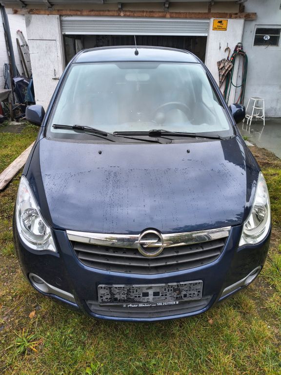 Opel Agila 147.000 km 1.780 € Braunschweig 38110