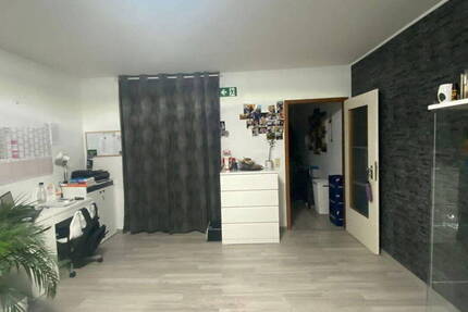BEREITS RESERVIERT ! - Apartment Stadtmitte + Küche + Balkon