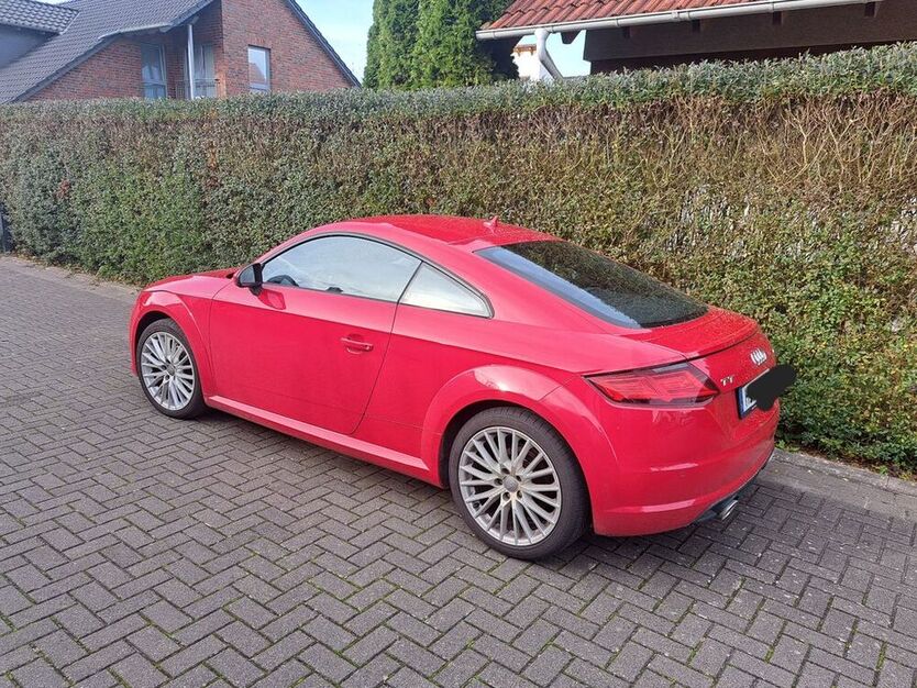 TT