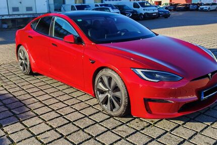 Tesla Model S 46.482 km 49.970 &euro; Braunschweig 38112