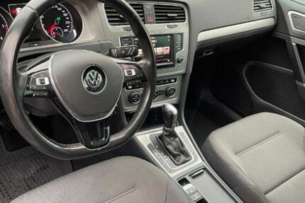 VW Golf 176.000 km 9.950 € Wolfenbüttel 38300