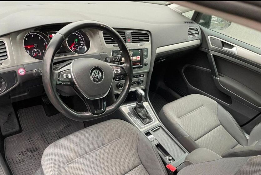 VW Golf 176.000 km 9.950 € Wolfenbüttel 38300
