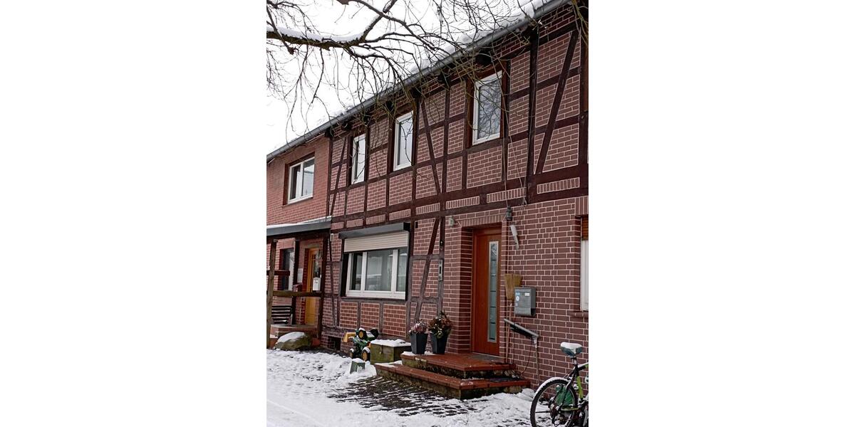Etagenwohnung Wendeburg - 3 Zimmer, 84 m&sup2;, 590&euro; | Angebot:24396080