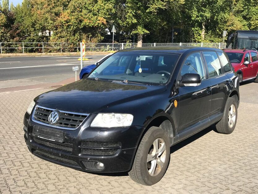 VW Touareg 437.572 km 2.999 € Braunschweig 38110