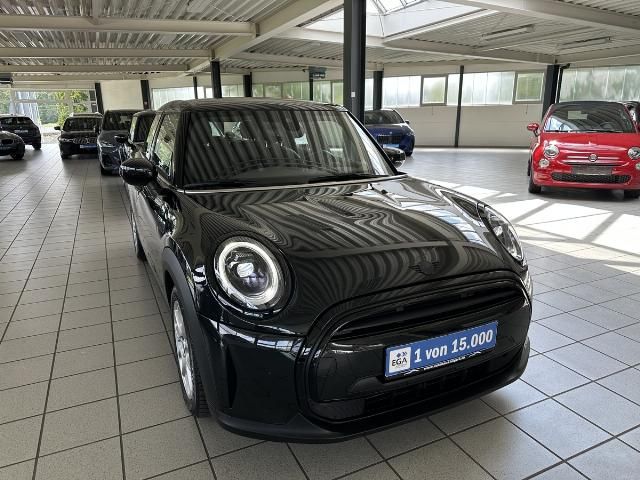 Mini Cooper 15.906 km 26.900 € Salzgitter 38228