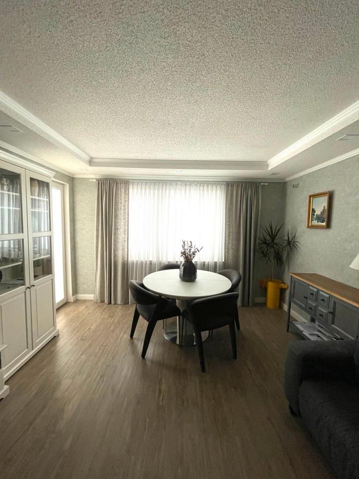 4 Zimmer Wohnung in der Weststadt6 Etage inkl Aufzug