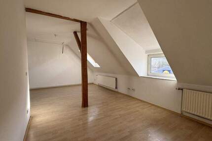 Wohnung Bad Salzdetfurth - 4 Zimmer, 90 m&sup2;, 780&euro; | Angebot:24812410