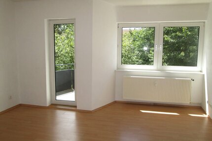 3-Zimmer-Wohnung mit kleinen Balkon