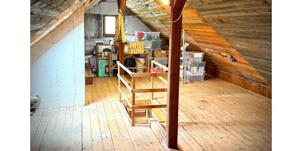 Dachgeschoßwohnung Bockenem - 4 Zimmer, 107 m&sup2;, 155.000&euro; | Angebot:26564750