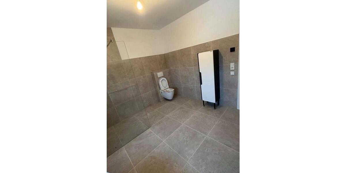 Doppelhaushälfte Salzgitter Ortschaft Südost - 11 Zimmer, 200 m&sup2;, 1.650&euro; | Angebot:24692580