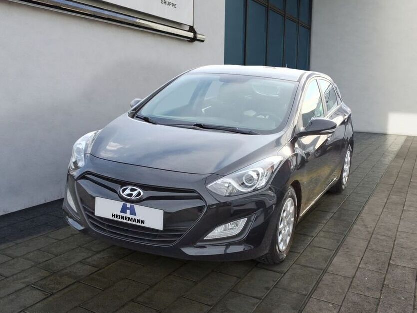 i30