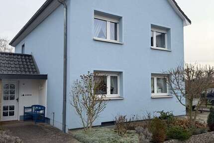 Haus zum Kaufen in Peine 245.000 € 140 m² 6 zimmer