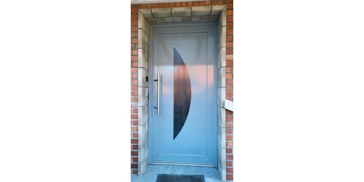 Einfamilienhaus Hillerse - 8 Zimmer, 220 m&sup2;, 1.500&euro; | Angebot:26269276