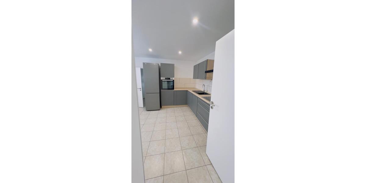 Etagenwohnung Edemissen - 2 Zimmer, 75 m&sup2;, 900&euro; | Angebot:26226914