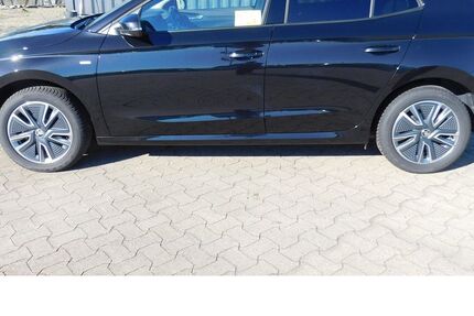 Skoda Fabia 14.100 km 17.990 € Vordorf 38533