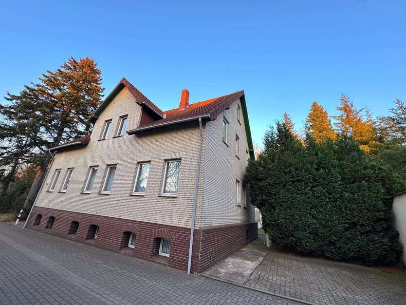 Haus zum Kaufen in Goslar 170.000 € 188 m²