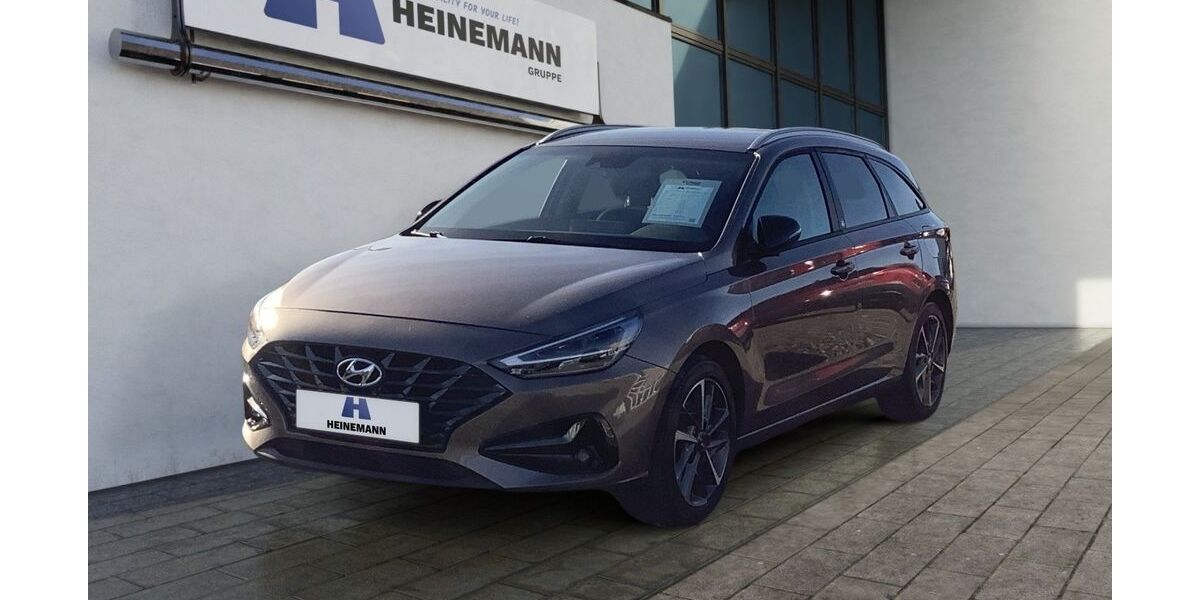 Hyundai i30 51.277 km 18.950 € Salzgitter 38229