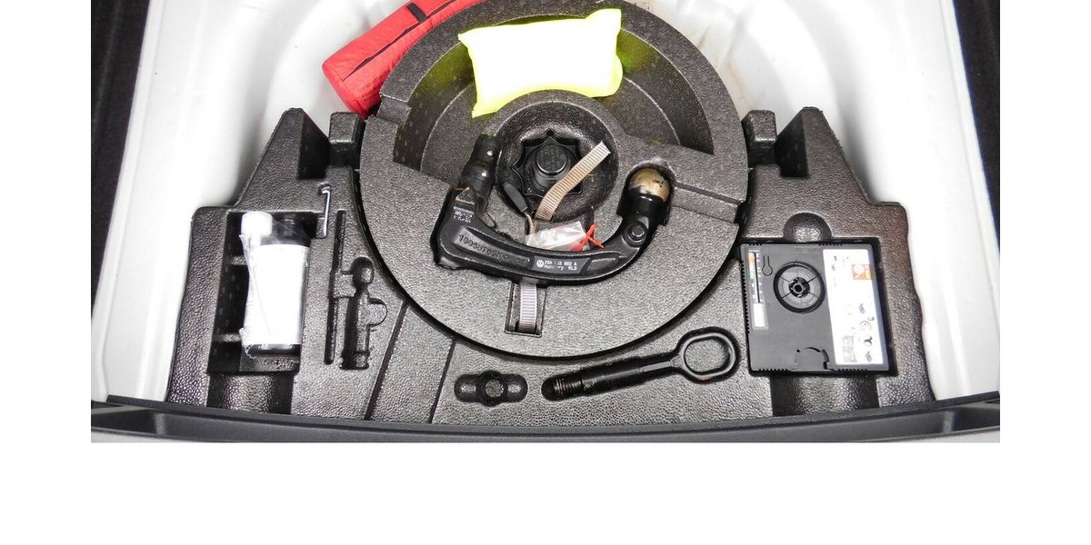 VW T-Roc 1.5 Life TSI BMT DSG Navi Klima Alu 35.700 km 23.990 &euro; Vordorf 38533