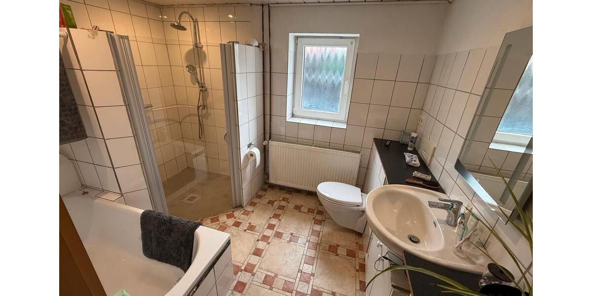 Einfamilienhaus Bockenem - 6 Zimmer, 160 m&sup2;, 99.000&euro; | Angebot:24803455