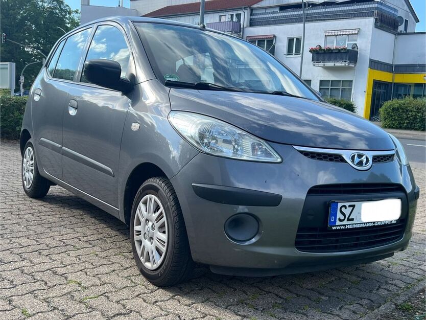 Hyundai i10 110.000 km 2.999 € Salzgitter 38226