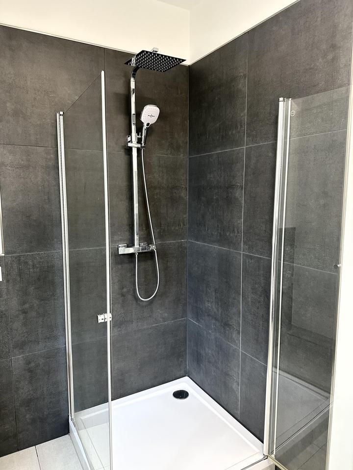 Moderne 2 Zimmer im kernsanierten Altbau