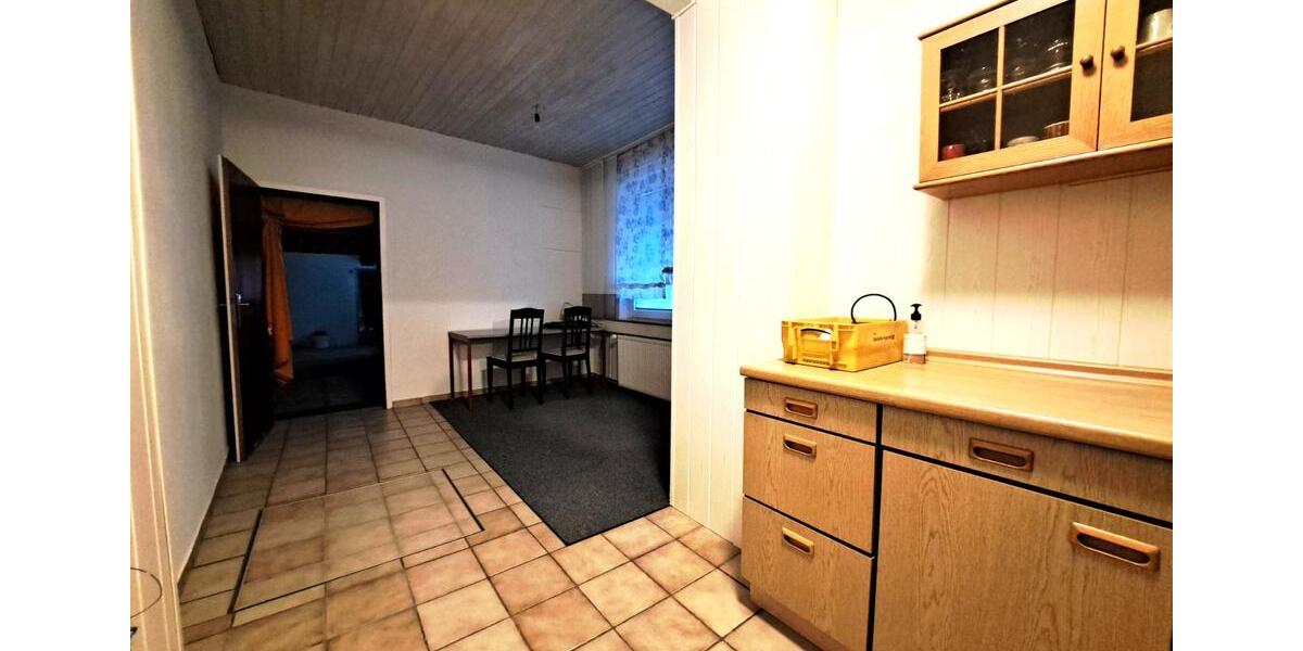 Innenstadt gepflegte Gewerbeeinheit: Büro, Praxis, Einzelhandel zimmer