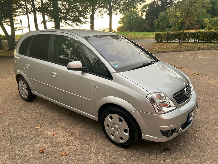 Opel Meriva 174.600 km 2.450 € Hohenhameln 31249