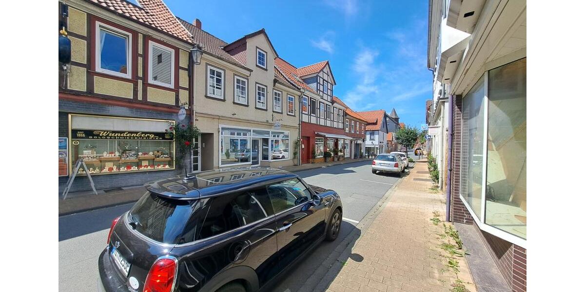 Innenstadt gepflegte Gewerbeeinheit: Büro, Praxis, Einzelhandel zimmer