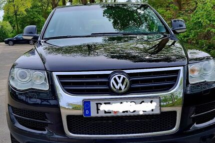 VW Touareg 284.000 km 10.900 &euro; Vechelde 38159