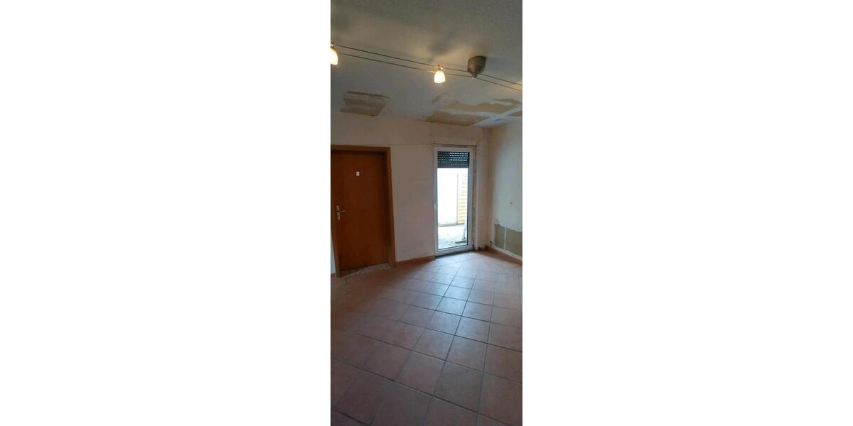 Einfamilienhaus Salzgitter Ortschaft Südost - 11 Zimmer, 207 m&sup2;, 139.000&euro; | Angebot:24294255