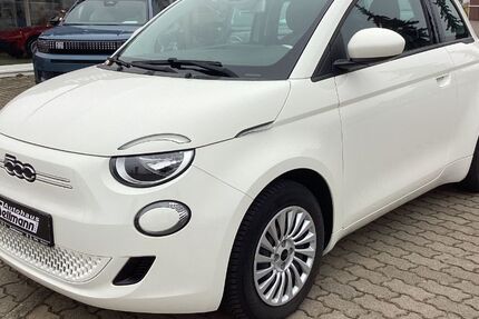Fiat 500e 29.890 km 24.800 &euro; Harsum 31177
