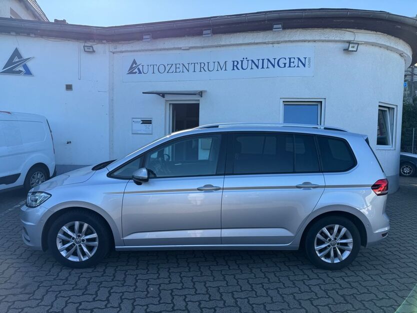 VW Touran 210.313 km 13.890 € Braunschweig 38122