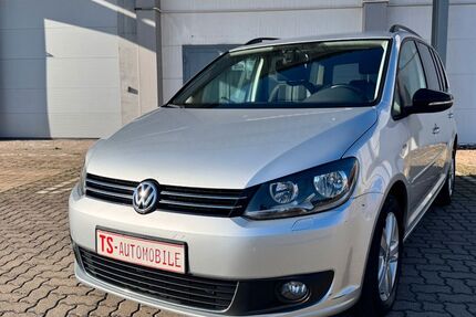 VW Touran 235.000 km 5.990 € Salzgitter 38229