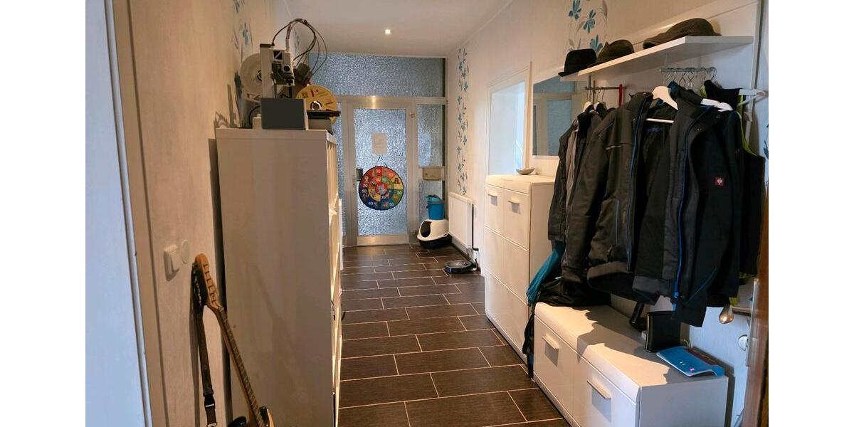 3-Zimmer-Wohnung mit Garten und Garage 3 zimmer