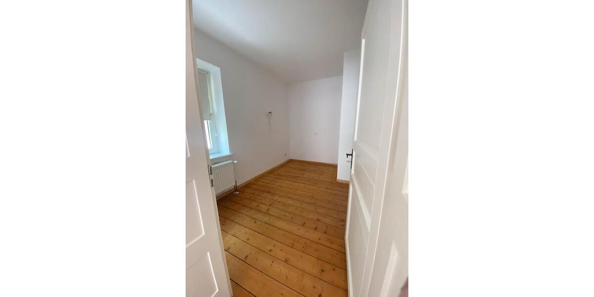 Hochparterre Hildesheim Oststadt/Stadtfeld - 4 Zimmer, 92 m&sup2;, 249.000&euro; | Angebot:26765444