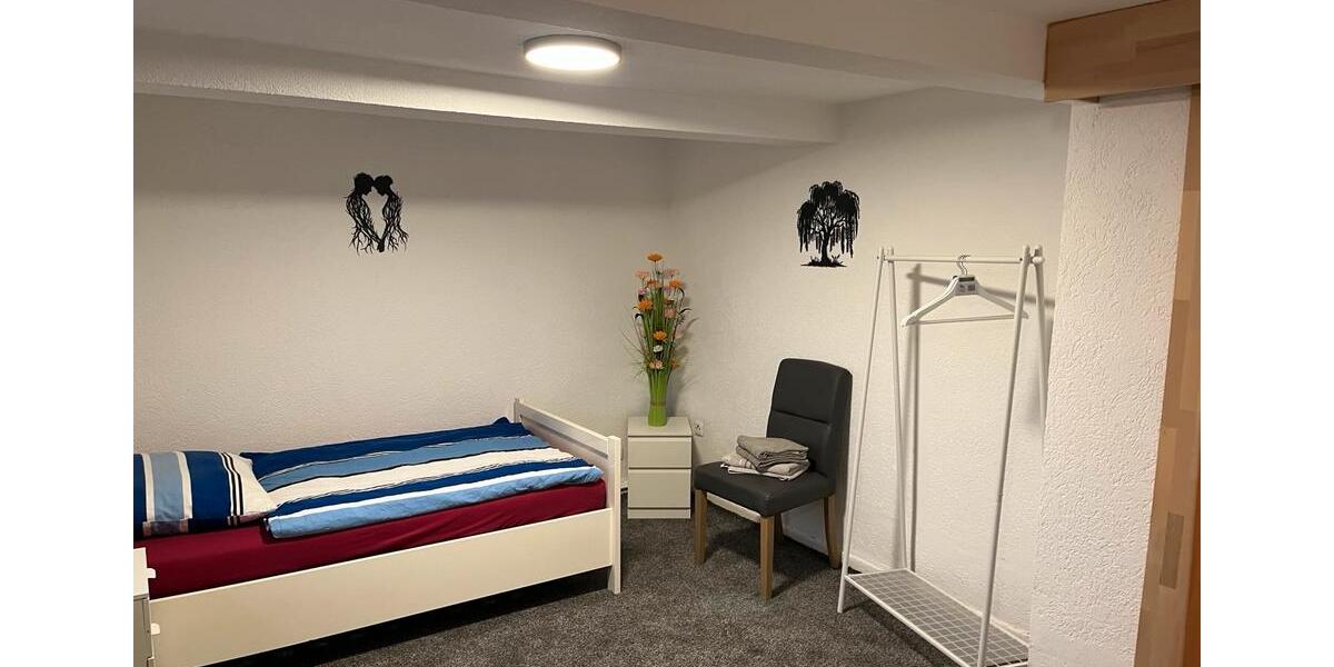 Einfamilienhaus Salzgitter Ortschaft Südost - 4 Zimmer, 145 m&sup2;, 2.200&euro; | Angebot:24653462