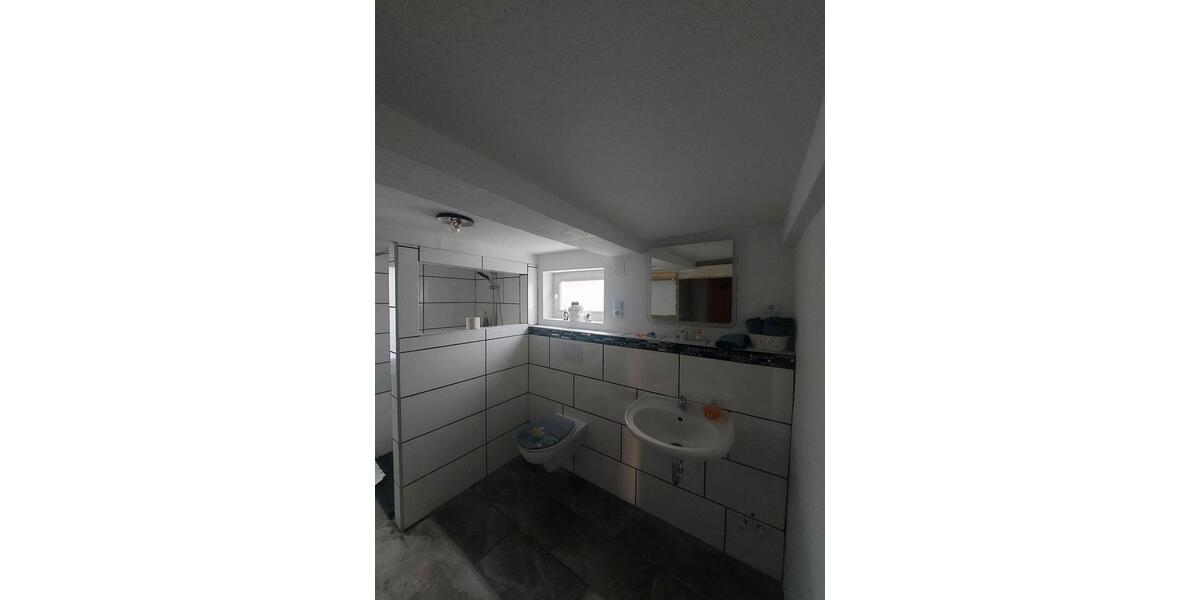 Einfamilienhaus Salzgitter Ortschaft Südost - 7 Zimmer, 180 m&sup2;, 135.000&euro; | Angebot:26635177