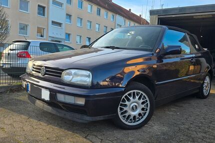 VW Golf 111.067 km 2.699 &euro; Salzgitter 38229