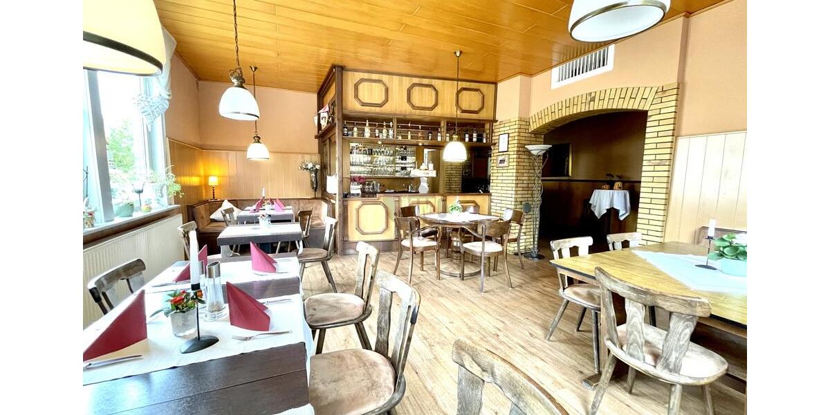 ETABLIERTES GASTGEWERBE MIT TRADITION – GASTRONOMIE & WOHNEN IN ILSDE-SOLSCHEN zimmer